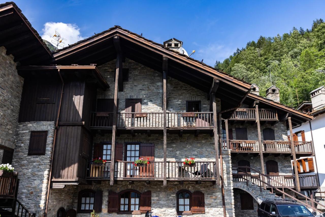 The Mountain View Lodge Courmayeur Exterior photo