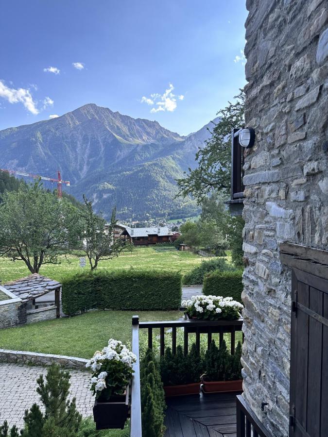 The Mountain View Lodge Courmayeur Exterior photo